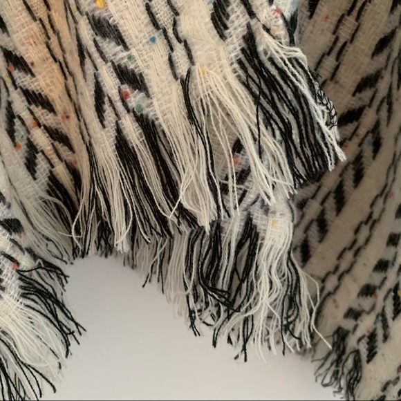 Mudd lightweight kimono white blackfringe - Picture 5 of 9